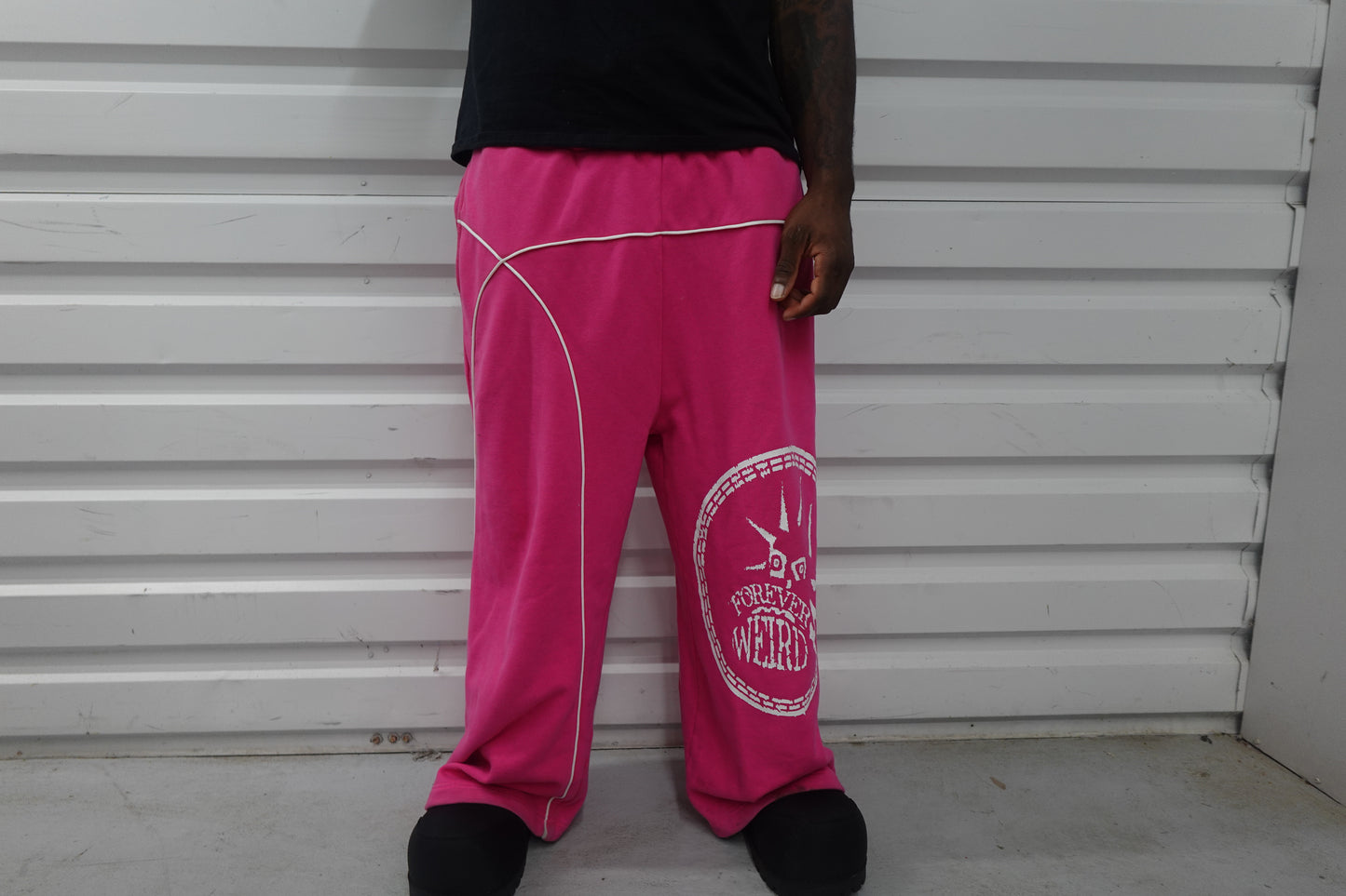 PINK FOREVERWEIRD SWEATS